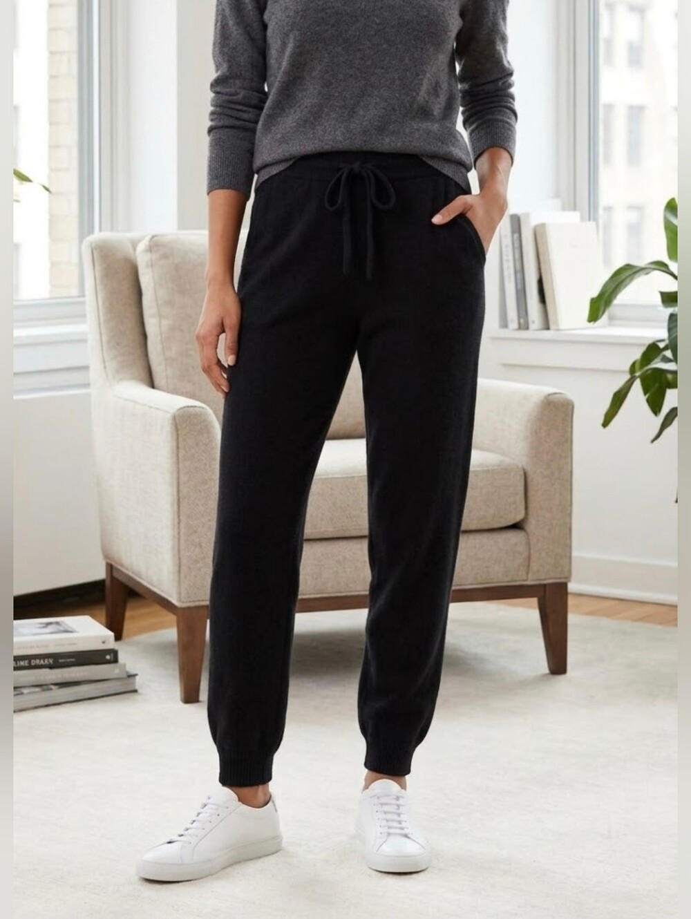 Wiholl Black Joggers Size M Medium Stretch Jogging Pants Tie Waist Cuff Ankle